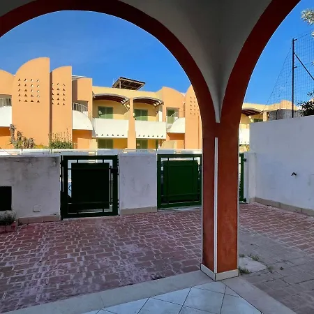Villino Dei Ginepri ガリポリ